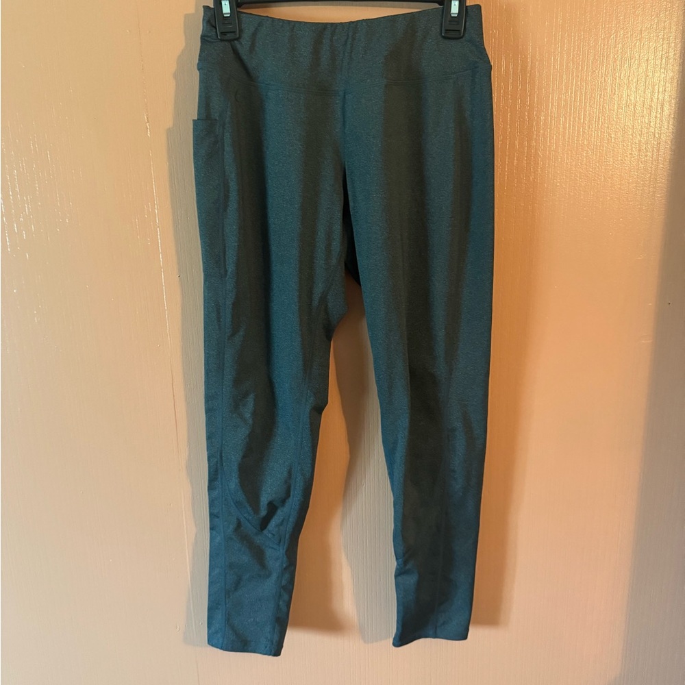 High Waist Active Leggings w/ Pockets | Size M